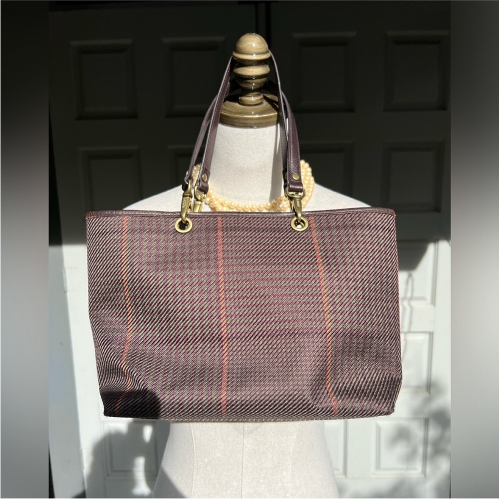 Elegant Brown Plaid Women's Tote Bag